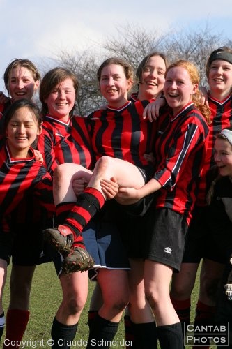 Jesus - Women's Football League Winners - Photo 44