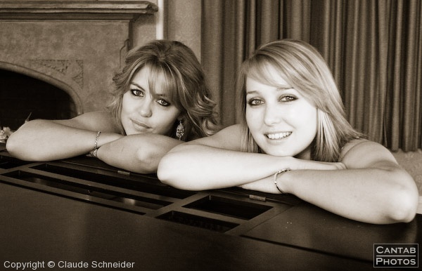 Photoshoot - Emily & Hayley (Friends) - Photo 40